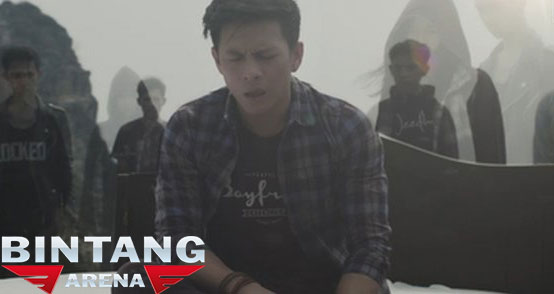 Ariel membawa Kabar Duka